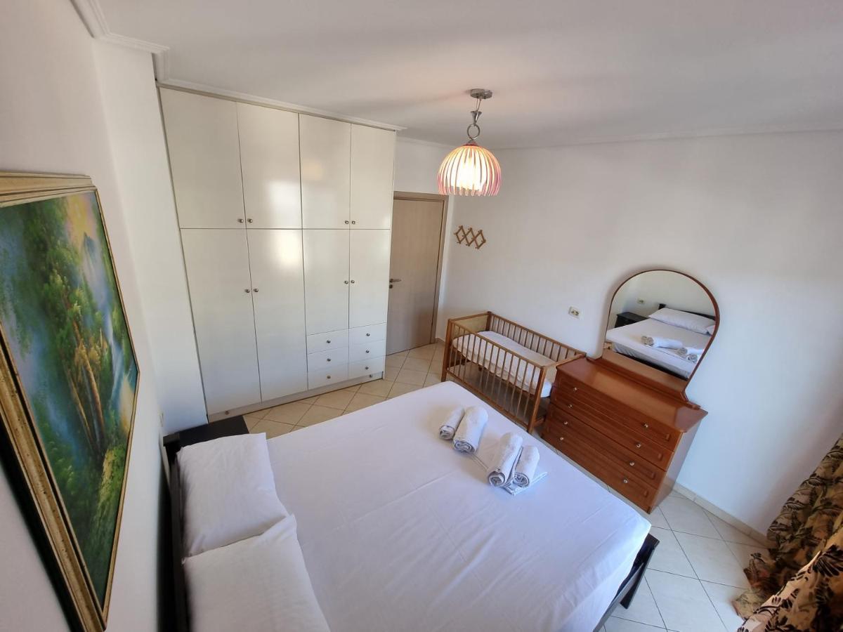 City Center Apartment 1 Саранда Экстерьер фото