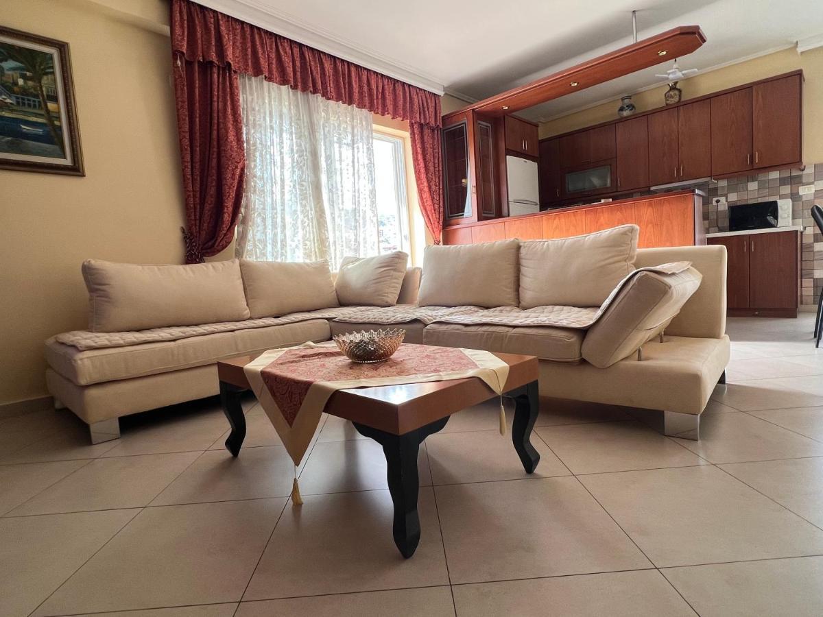 City Center Apartment 1 Саранда Экстерьер фото